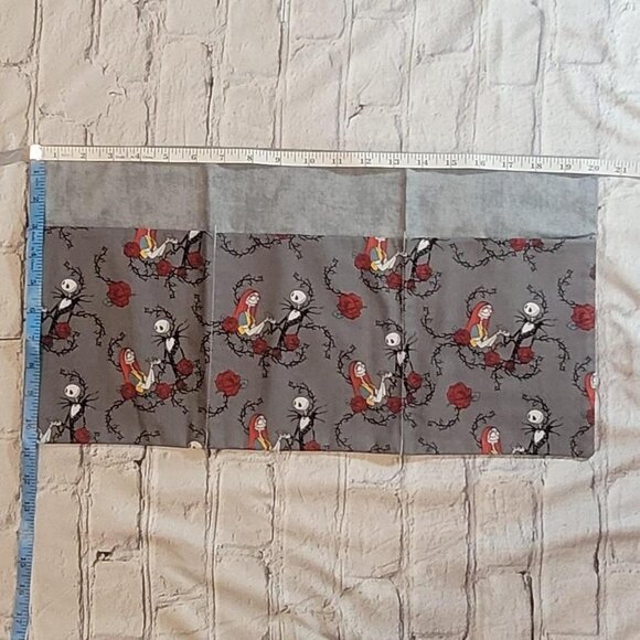 Nightmare Before Christmas 3 Pouch Waitress Apron with tie straps #handmade - Picture 4 of 5